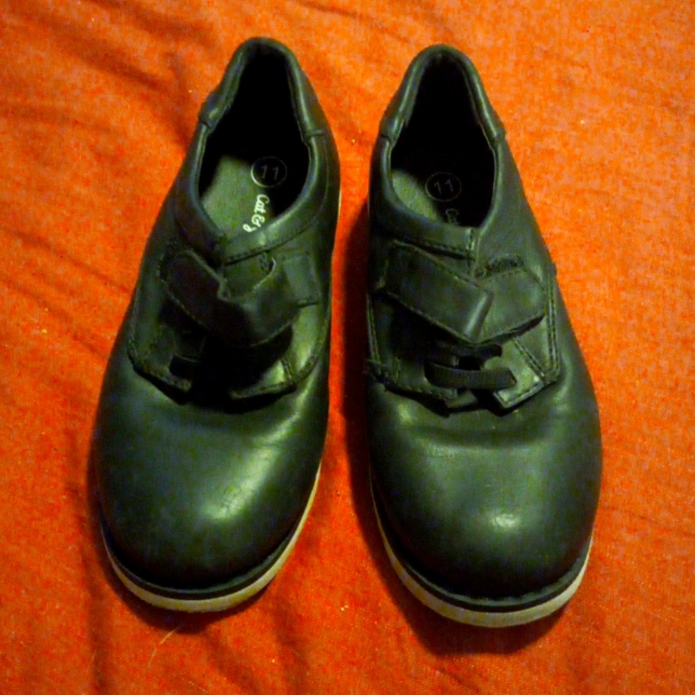 Boys size 11 dress shoes